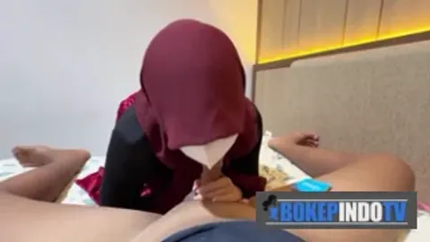 Bokep Indo Bokep Indo Ibu Tiri Jilbab Ngajarin Ngentot Tapi Harus Pakai Kondom